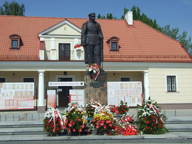 pomnik Piłsudskiego